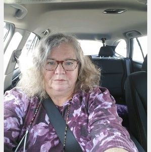 Meet your Posher, Nonie